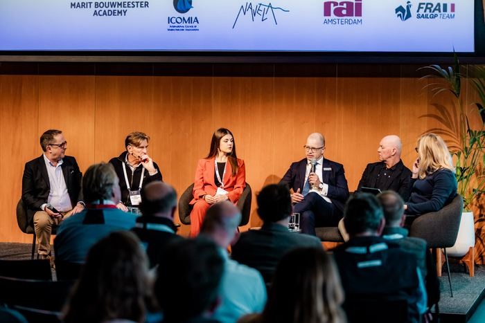 Sailing industry panel